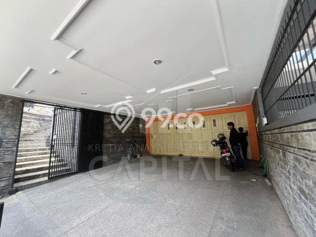 Rumah Luxury Modern Tanpa Renovasi di Pasteur Bandung Rumah Luxury Modern Tanpa Renovasi di Pasteur Bandung