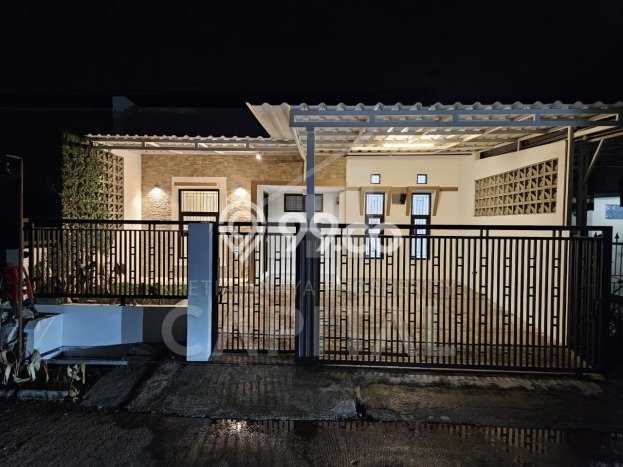 Jual Rumah Modern 4 KT di Kopo, Bandung Jual Rumah Modern 4 KT di Kopo, Bandung