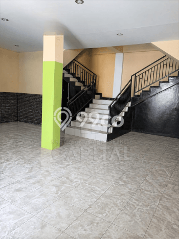 Komersial Disewa di Bandung dengan LB 200m2 Area Komersial Ramai Komersial Disewa di Bandung dengan LB 200m2 Area Komersial Ramai