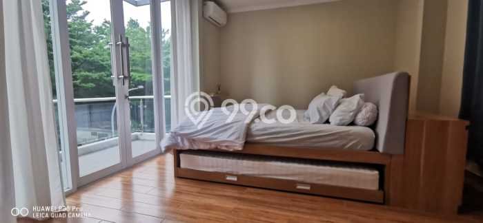 Rumah Elit Modern Tanpa Renovasi di Sentul City Bogor Rumah Elit Modern Tanpa Renovasi di Sentul City Bogor