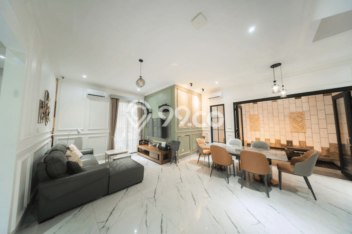 Rumah Elit Modern Tanpa Renovasi di Harapan Indah Bekasi Rumah Elit Modern Tanpa Renovasi di Harapan Indah Bekasi