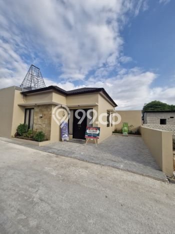 For Sale Rumah 2 Kamar Lokasi Strategis Nyaman dan Strategis di Kota Tambolaka For Sale Rumah 2 Kamar Lokasi Strategis Nyaman dan Strategis di Kota Tambolaka