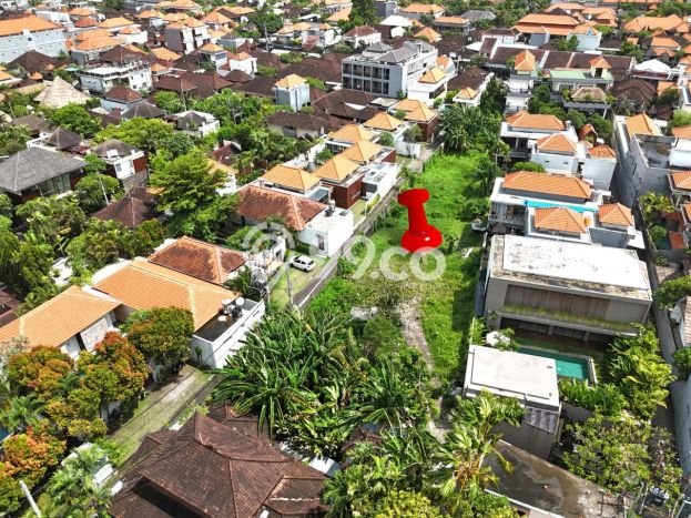 Tanah Dijual Area Strategis di Seminyak Badung 177m2 Tanah Dijual Area Strategis di Seminyak Badung 177m2