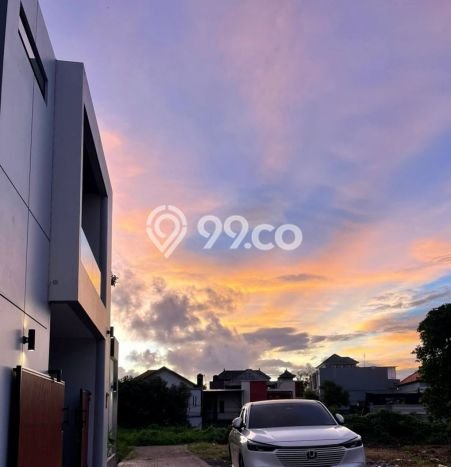 Vila Kawasan , Luas 200m2m², Ideal untuk berbagai keperluan Vila Kawasan , Luas 200m2m², Ideal untuk berbagai keperluan