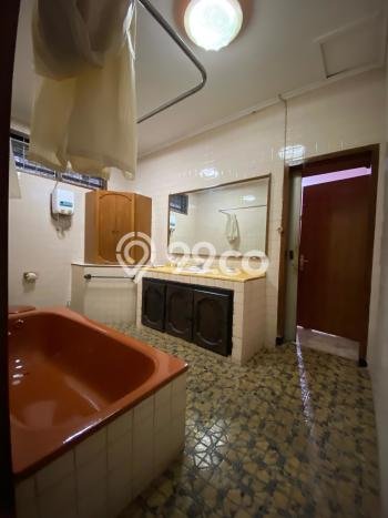Hunian Elit LB 800m2 Siap Huni Desain Elegan di Renon, Denpasar Hunian Elit LB 800m2 Siap Huni Desain Elegan di Renon, Denpasar