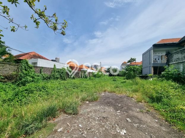 Tanah Dijual Area Strategis di Seminyak Badung 177m2 Tanah Dijual Area Strategis di Seminyak Badung 177m2