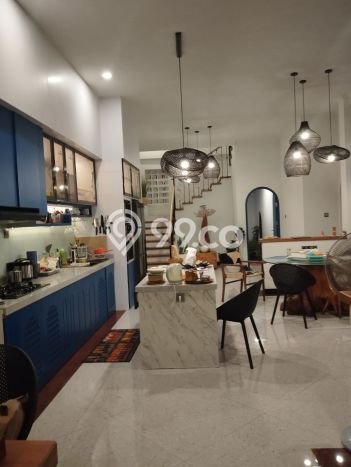 Vila Kawasan , Area 200m2m², Akses ke fasilitas publik Vila Kawasan , Area 200m2m², Akses ke fasilitas publik
