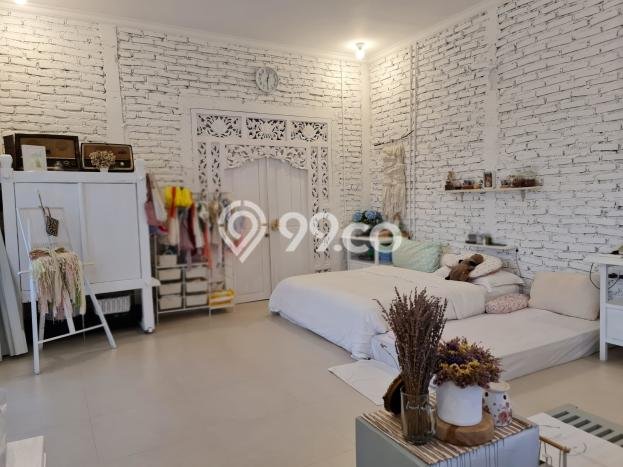 SPECIAL OFFER! Rumah Nyaman di , LT 1032m2m² Bangunan 500m2m² SPECIAL OFFER! Rumah Nyaman di , LT 1032m2m² Bangunan 500m2m²
