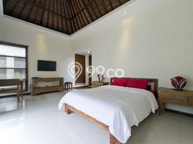 Tersedia Vila di , Dimensi 400m2m², Lingkungan Nyaman Tersedia Vila di , Dimensi 400m2m², Lingkungan Nyaman