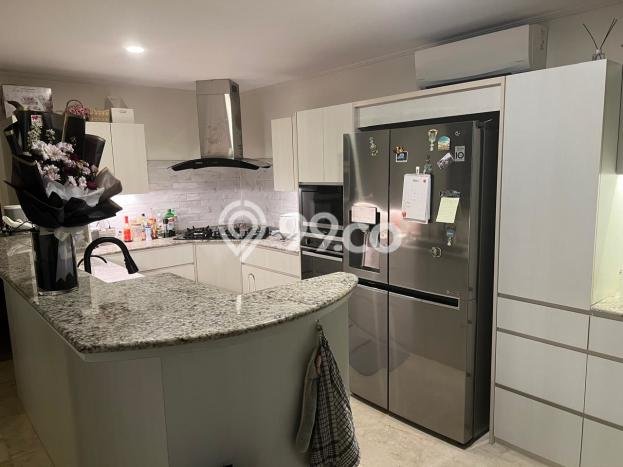 Vila di , Luas 300m2m², Ideal untuk tempat tinggal keluarga Vila di , Luas 300m2m², Ideal untuk tempat tinggal keluarga
