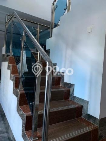 Rumah Elit LB 500m2 Siap Pakai Desain Elegan di Graha Bintaro, Jakarta Selatan Rumah Elit LB 500m2 Siap Pakai Desain Elegan di Graha Bintaro, Jakarta Selatan