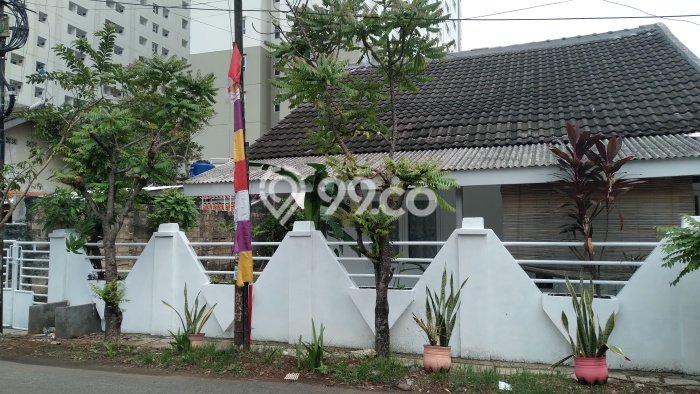 Rumah sewa siap huni 3 Kamar Tidur di Serua, Tangerang Rumah sewa siap huni 3 Kamar Tidur di Serua, Tangerang