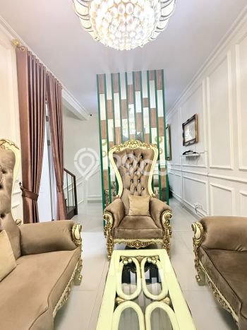 Hunian Nyaman Asri 5 KT Siap Huni di Citra Grand Jakarta Timur Hunian Nyaman Asri 5 KT Siap Huni di Citra Grand Jakarta Timur