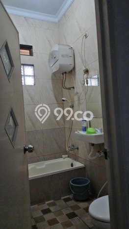 Rumah Elit LB 350m2 Siap Pakai Desain Elegan di Cibubur, Jakarta Timur Rumah Elit LB 350m2 Siap Pakai Desain Elegan di Cibubur, Jakarta Timur