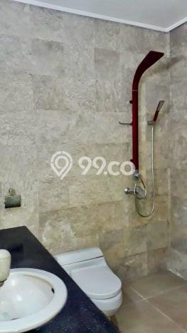 Rumah Elit Modern Tanpa Renovasi di Citra Grand Jakarta Timur Rumah Elit Modern Tanpa Renovasi di Citra Grand Jakarta Timur