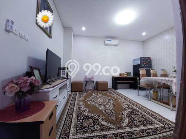 Jual Rumah Modern 4 KT di Raffles Hills, Jakarta Timur Jual Rumah Modern 4 KT di Raffles Hills, Jakarta Timur