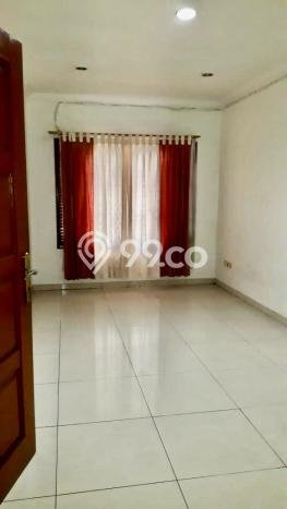 Rumah Elit Modern Tanpa Renovasi di Citra Grand Jakarta Timur Rumah Elit Modern Tanpa Renovasi di Citra Grand Jakarta Timur