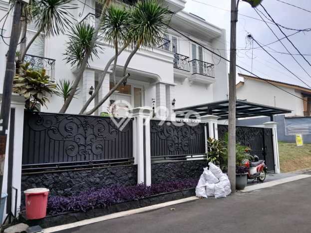 Rumah Mewah LB 300m2 Siap Huni Desain Elegan di Bintaro, Tangerang Selatan Rumah Mewah LB 300m2 Siap Huni Desain Elegan di Bintaro, Tangerang Selatan