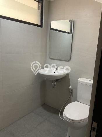 Rumah Luxury Modern Siap Huni di Jatiwaringin Jakarta Timur Rumah Luxury Modern Siap Huni di Jatiwaringin Jakarta Timur