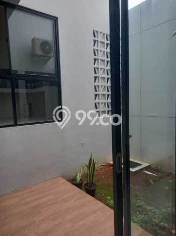Rumah Luas Asri 3 KT Siap Pakai di Kota Wisata Bogor Rumah Luas Asri 3 KT Siap Pakai di Kota Wisata Bogor