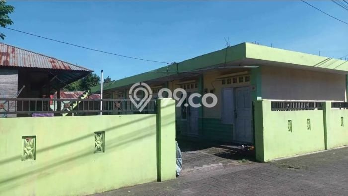 Rumah Strategis Minimalis Lb 200m2 di Tikala, Manado Rumah Strategis Minimalis Lb 200m2 di Tikala, Manado