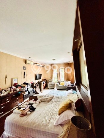 Hunian Mewah LB 360m2 Siap Pakai Desain Elegan di Senopati, Jakarta Selatan Hunian Mewah LB 360m2 Siap Pakai Desain Elegan di Senopati, Jakarta Selatan