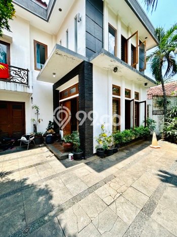Hunian Mewah LB 360m2 Siap Pakai Desain Elegan di Senopati, Jakarta Selatan Hunian Mewah LB 360m2 Siap Pakai Desain Elegan di Senopati, Jakarta Selatan