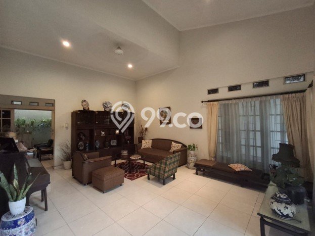 Best Deal Hunian Mewah Ideal dan Luas di Tebet, Jakarta Selatan Best Deal Hunian Mewah Ideal dan Luas di Tebet, Jakarta Selatan
