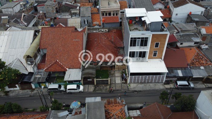 Lahan untuk Dijual di Tebet Jakarta Selatan Luas 271m2 Lahan untuk Dijual di Tebet Jakarta Selatan Luas 271m2