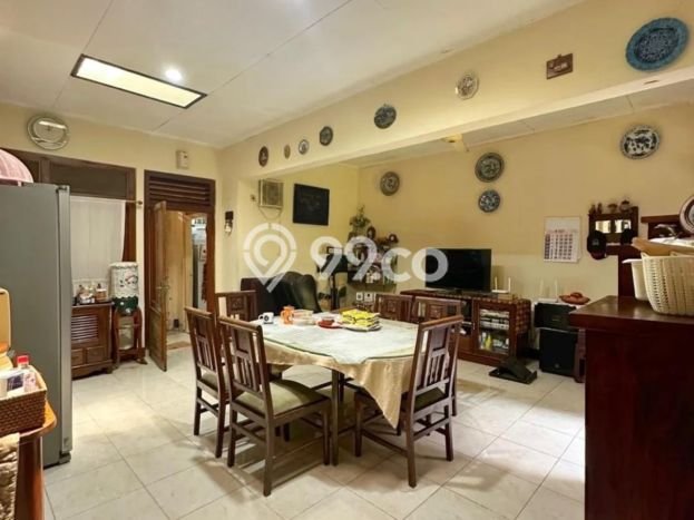 Rumah Eksklusif Siap Huni LT 270m2 di Kebayoran Baru, Jakarta Selatan Rumah Eksklusif Siap Huni LT 270m2 di Kebayoran Baru, Jakarta Selatan