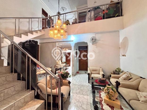 Hot Offer Hunian Mewah Ideal dan Luas di Tebet, Jakarta Selatan Hot Offer Hunian Mewah Ideal dan Luas di Tebet, Jakarta Selatan