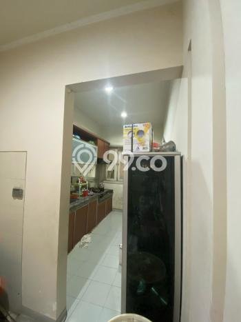 Dijual Rumah Premium dengan Fasilitas Sekitar Lengkap di Sukolilo, Surabaya Dijual Rumah Premium dengan Fasilitas Sekitar Lengkap di Sukolilo, Surabaya