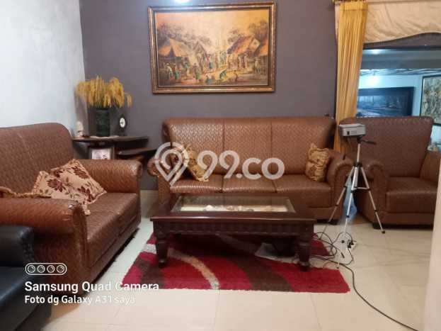 Rumah Luas Asri 5 KT Siap Huni di Sukomanunggal Surabaya Rumah Luas Asri 5 KT Siap Huni di Sukomanunggal Surabaya