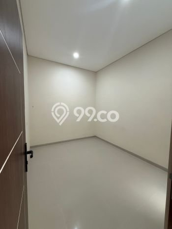 Dijual Hunian Rumah Terawat 3 Kamar di Meruya, Jakarta Barat Dijual Hunian Rumah Terawat 3 Kamar di Meruya, Jakarta Barat