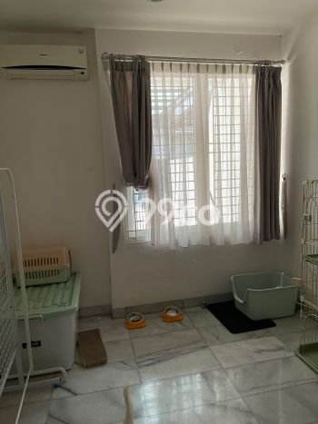 Dijual Rumah Premium dengan Fasilitas Sekitar Komplit di Kebon Jeruk, Jakarta Barat Dijual Rumah Premium dengan Fasilitas Sekitar Komplit di Kebon Jeruk, Jakarta Barat