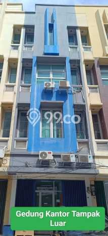 Ruko Dijual di Jakarta Utara LT 67m2 & LB 251m2 Lokasi Terbaik! Ruko Dijual di Jakarta Utara LT 67m2 & LB 251m2 Lokasi Terbaik!