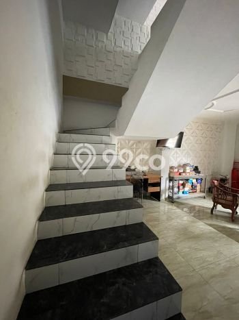 Hunian Elit LB 340m2 Siap Huni Desain Elegan di Meruya, Jakarta Barat Hunian Elit LB 340m2 Siap Huni Desain Elegan di Meruya, Jakarta Barat