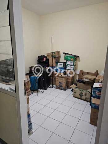 Rumah Mewah LB 132m2 Siap Pakai Desain Elegan di Metro Permata, Tangerang Rumah Mewah LB 132m2 Siap Pakai Desain Elegan di Metro Permata, Tangerang