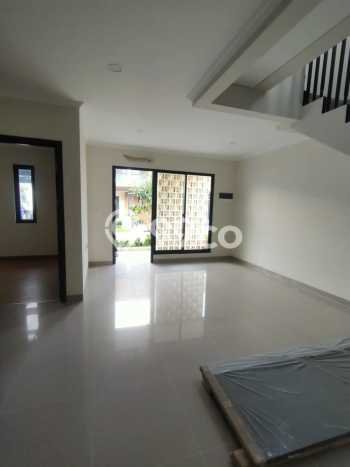 Ready to Use! Premium House LT 149m2 Desain Elegan di Gading Serpong Ready to Use! Premium House LT 149m2 Desain Elegan di Gading Serpong