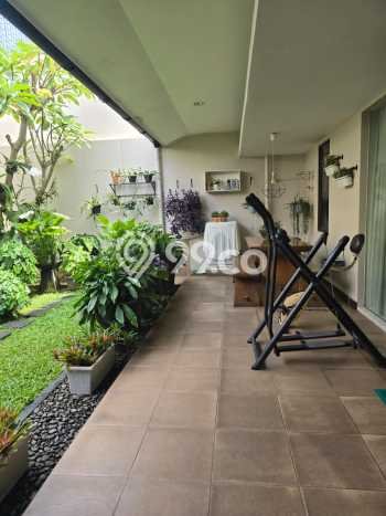 For Sale! Luxury House LT 300m2 Desain Elegan di BSD For Sale! Luxury House LT 300m2 Desain Elegan di BSD