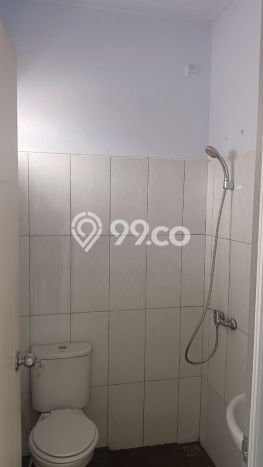 Disewakan! Rumah 3 Kamar Tidur &
2 Kamar Mandi di Gading Serpong, Tangerang Disewakan! Rumah 3 Kamar Tidur &
2 Kamar Mandi di Gading Serpong, Tangerang