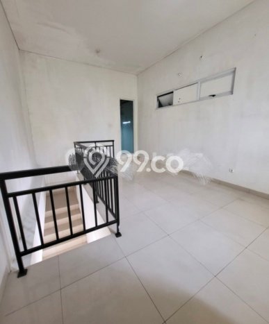 Unit Gudang Disewakan di Daan Mogot di Area Ramai & Strategis Unit Gudang Disewakan di Daan Mogot di Area Ramai & Strategis