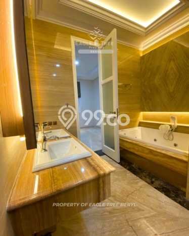 Rumah Elit Modern Siap Huni di Pondok Indah Jakarta Selatan Rumah Elit Modern Siap Huni di Pondok Indah Jakarta Selatan