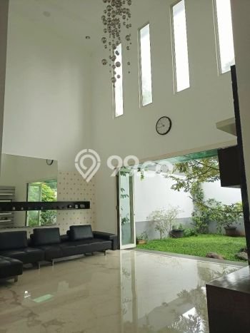 Rumah Mewah LB 750m2 Siap Pakai Desain Elegan di BSD Bukit Golf, Tangerang Rumah Mewah LB 750m2 Siap Pakai Desain Elegan di BSD Bukit Golf, Tangerang