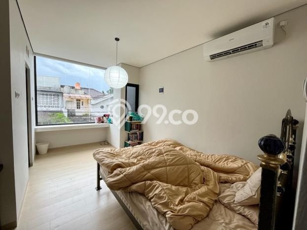 Rumah Eksklusif Siap Huni di Tangerang Selatan Fasilitas Premium Rumah Eksklusif Siap Huni di Tangerang Selatan Fasilitas Premium