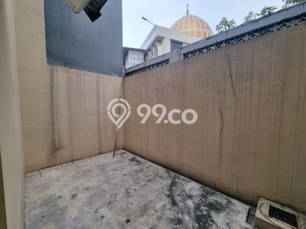 Jual Rumah Eksklusif 2 KT di Gading Serpong, Tangerang Jual Rumah Eksklusif 2 KT di Gading Serpong, Tangerang