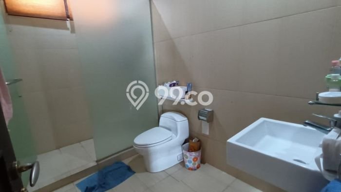 Ready to Use! Luxury House LT 487m2 Desain Elegan di Bintaro Ready to Use! Luxury House LT 487m2 Desain Elegan di Bintaro