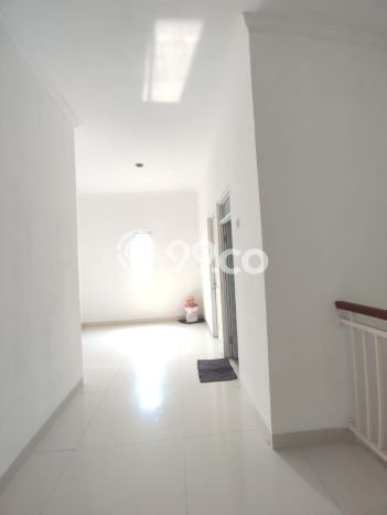 Rumah Modern 3 KT di Bintaro Tangerang Selatan Unfurnished Rumah Modern 3 KT di Bintaro Tangerang Selatan Unfurnished