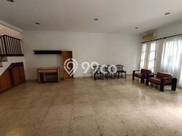 Rumah Luxury Modern Tanpa Renovasi di Lebak Bulus Jakarta Selatan Rumah Luxury Modern Tanpa Renovasi di Lebak Bulus Jakarta Selatan