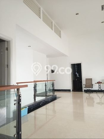 Rumah Mewah LB 750m2 Siap Pakai Desain Elegan di BSD Bukit Golf, Tangerang Rumah Mewah LB 750m2 Siap Pakai Desain Elegan di BSD Bukit Golf, Tangerang